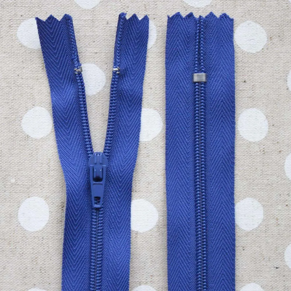 18" / 46cm Closed End Zip