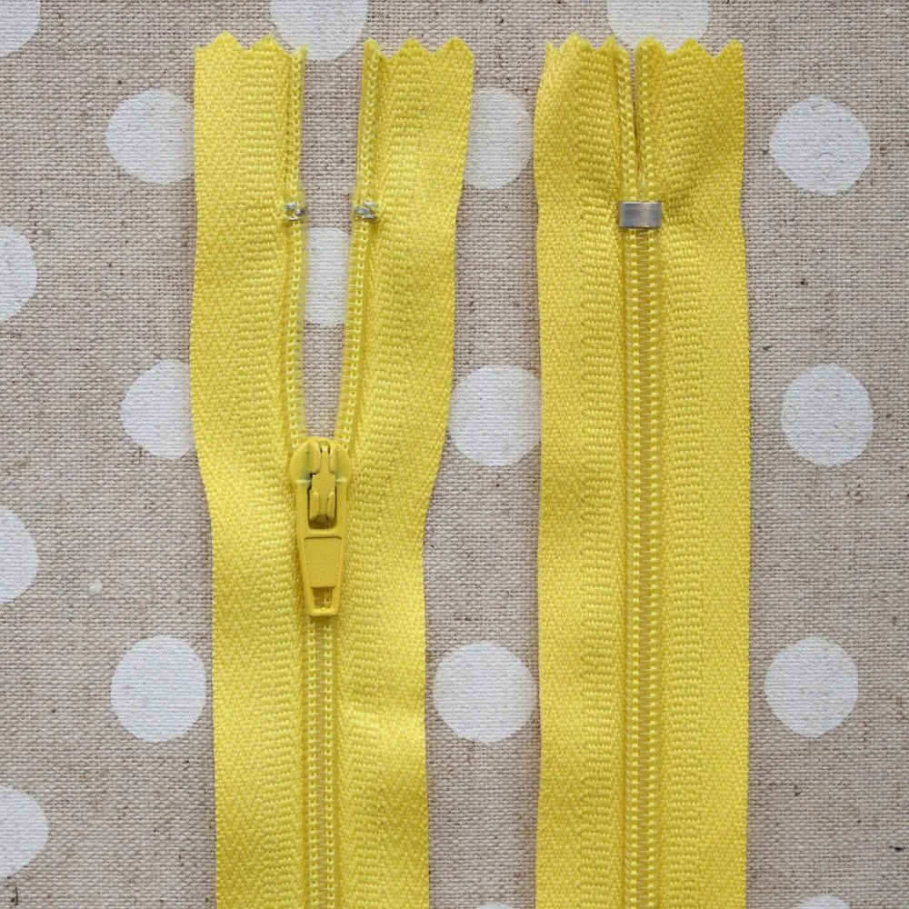 18" / 46cm Closed End Zip