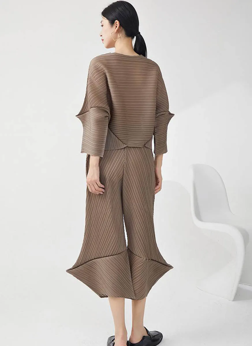 D240028 Special-Shaped Pleats Top & Pants Set *Brown