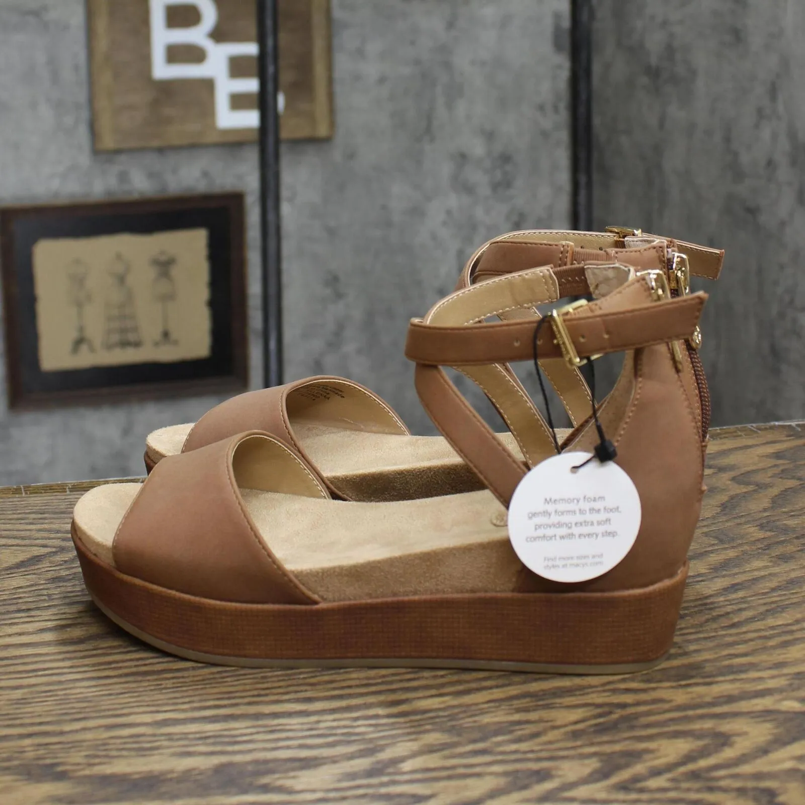 Giani Bernini Womens Ellenaa Nubuck Wedge Sandals 10011734900 Cognac Brown 6M