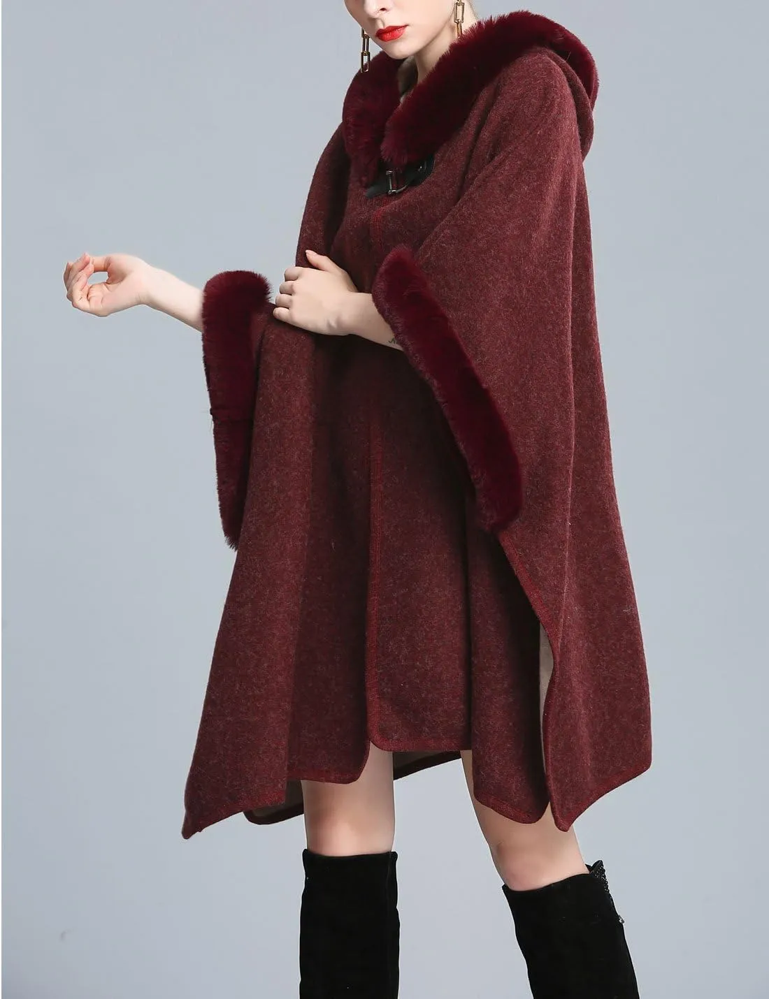 Gihuo Women's Luxury Batwing Sleeve Faux Fur Hooded Cloak Poncho Sweater Cape