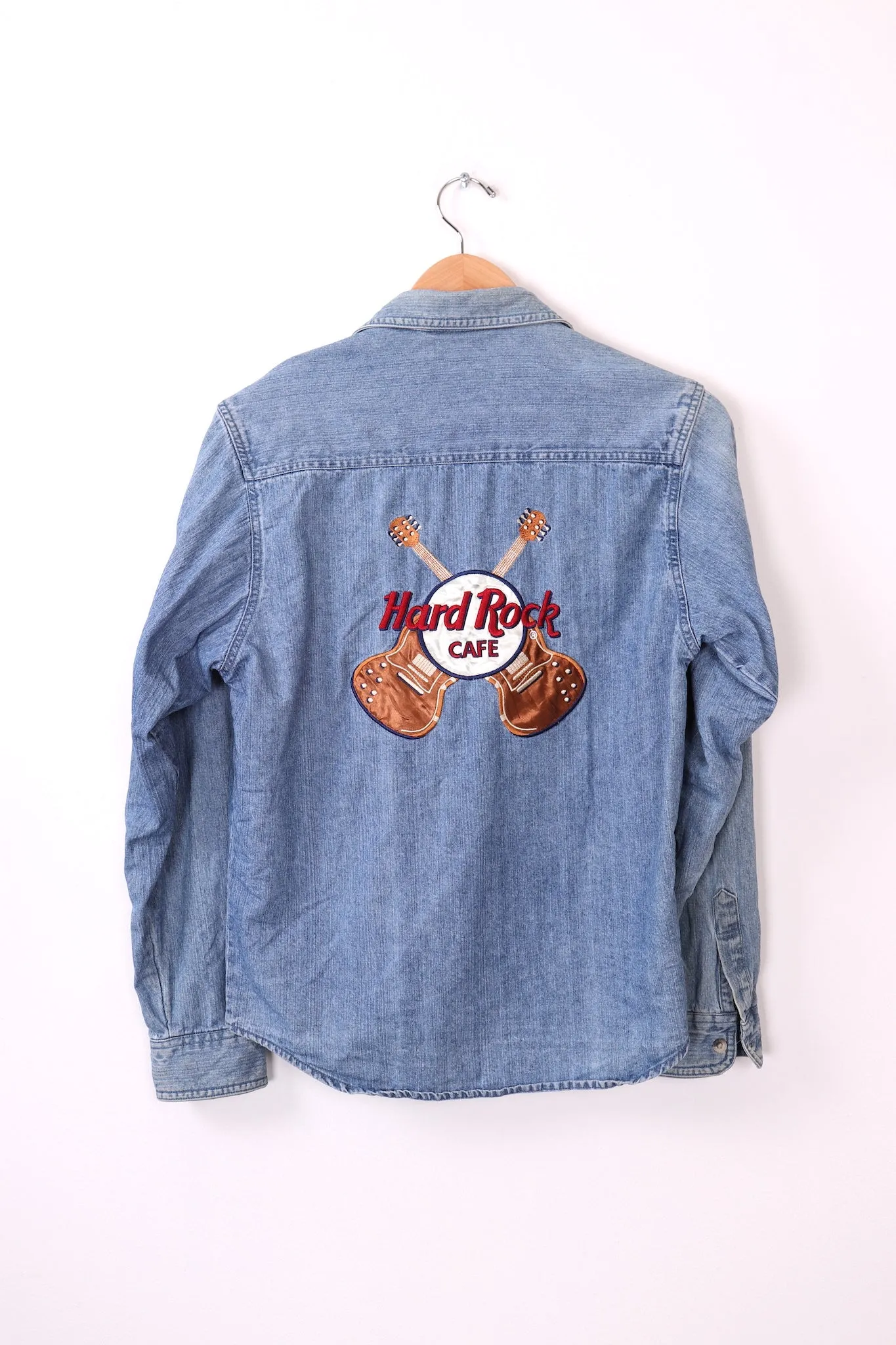 Hard Rock Cafe Cleveland, Ohio Denim Button Down Blouse