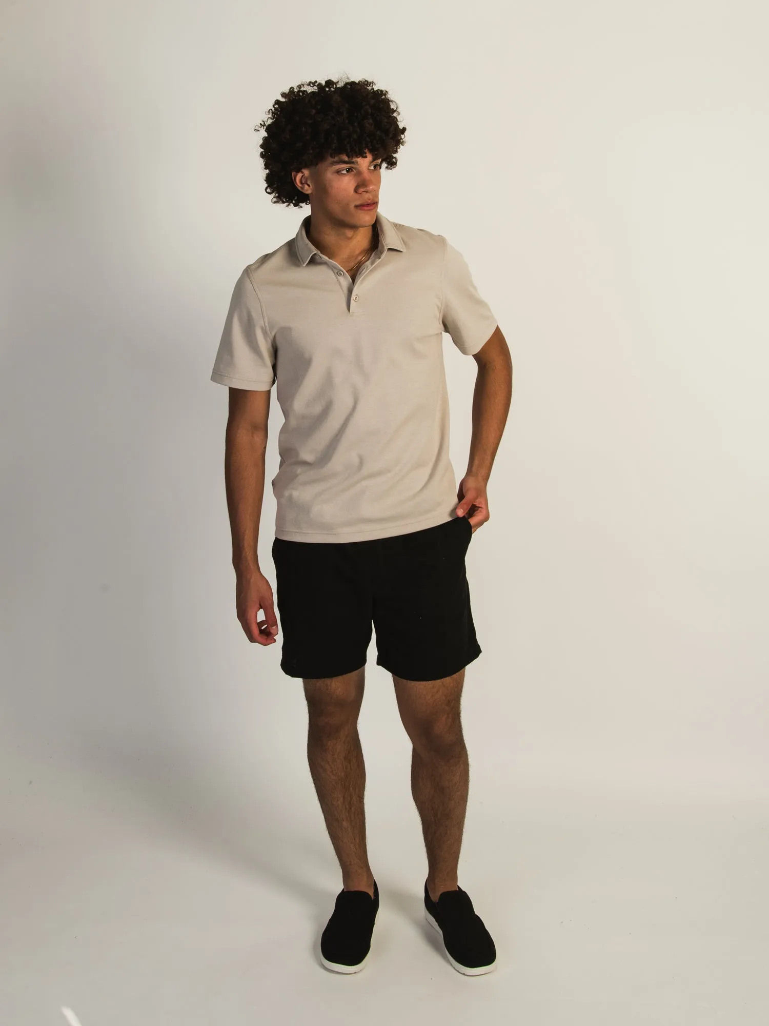 KOLBY TEXTURED SHORT - BLACK